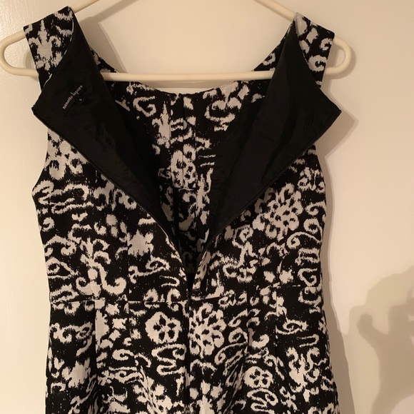 Nanette Lepore dress with pockets sz 6 - Picture 8 of 8